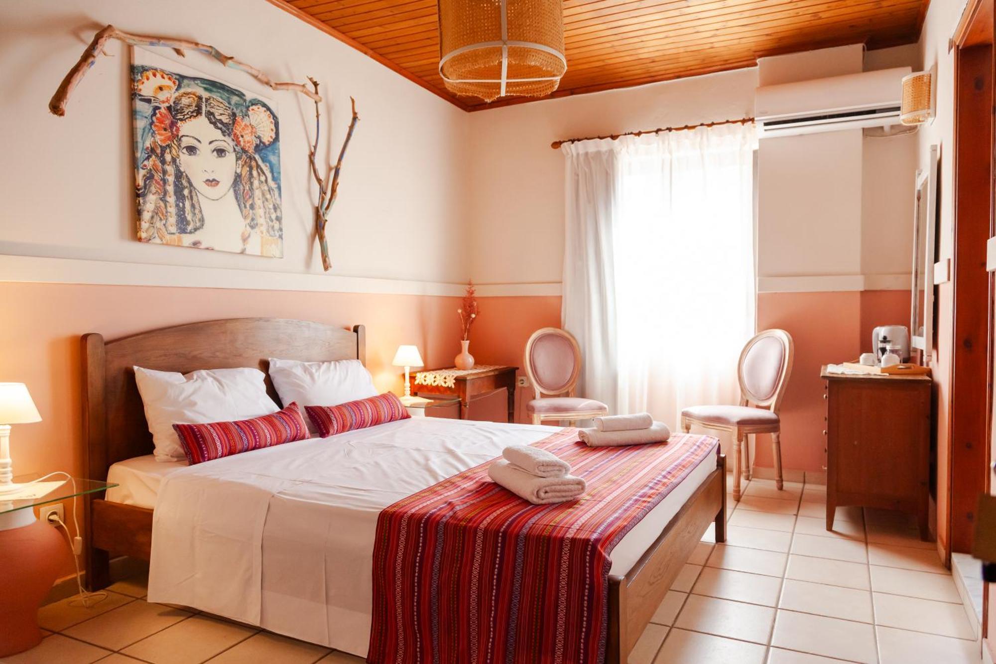 Amnisiades Apartments Картерос Экстерьер фото