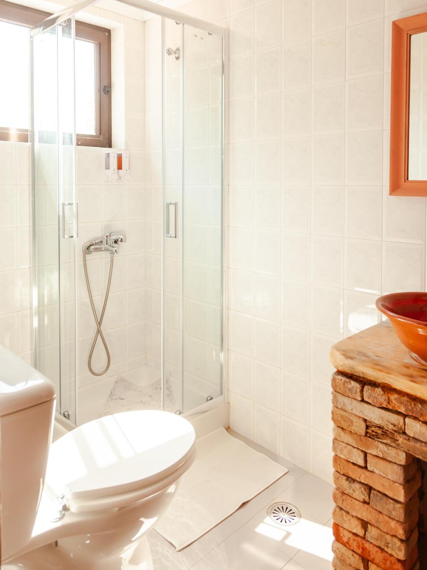 Amnisiades Apartments Картерос Экстерьер фото